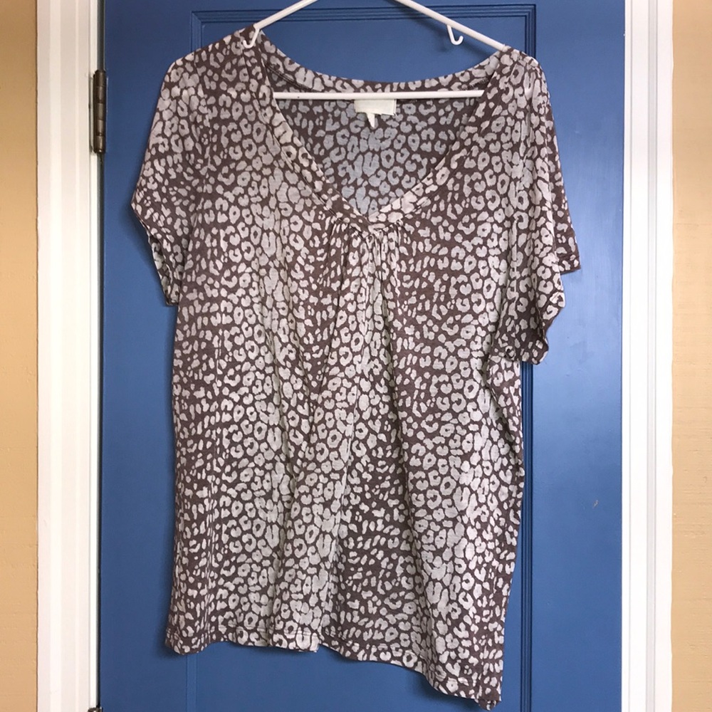 Maurices Size 1 Animal Print Tee Brown
